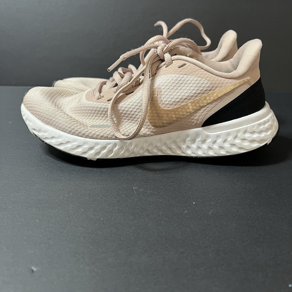 NIKE Revolution 5 Athletic Sneakers Rose White BQ3207-600 Women's Size 6